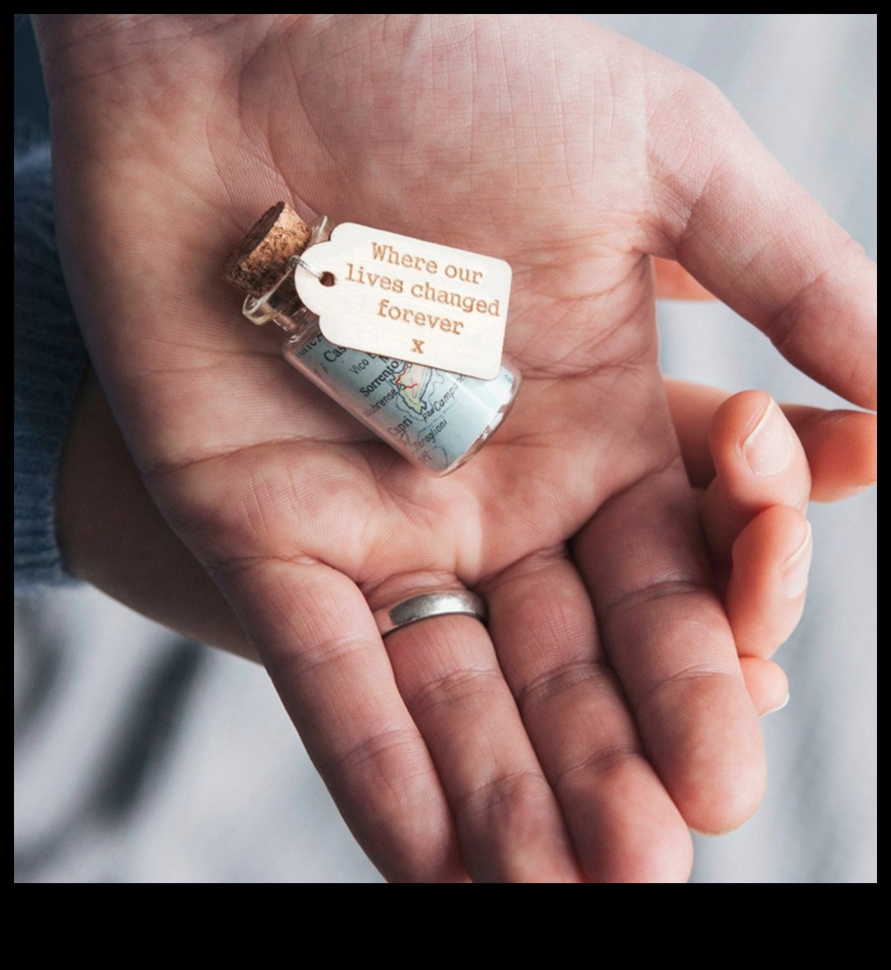 Strokes סנטימנטליים: ייעוץ מתנה מותאם אישית ליום האהבה