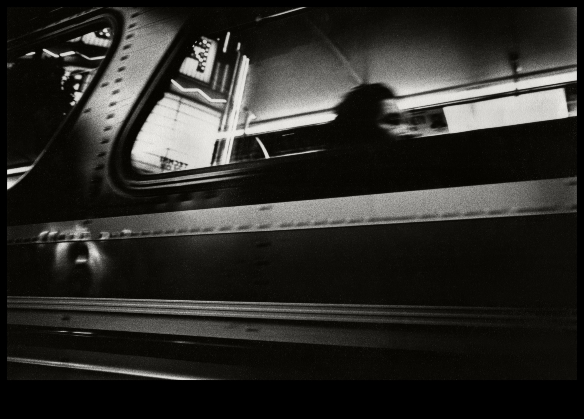 בתנועה: הקצב הדינמי של החיים עם תחבורה ציבורית