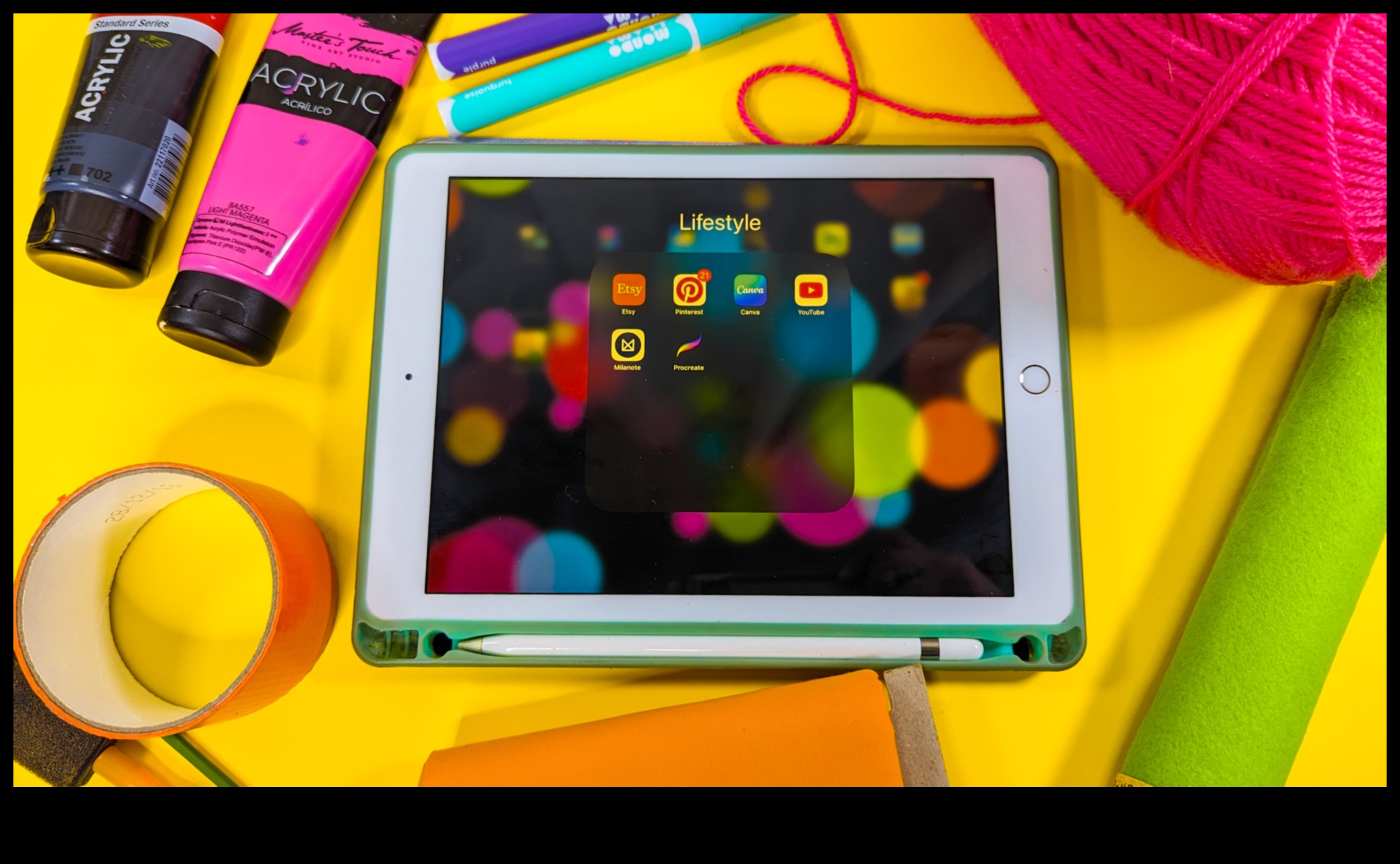 אנין יצירה: ציוד עשה זאת בעצמך לצד האמנותי שלה