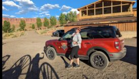 מעבר למדרכה קח את הנאה השטח האישי שלך לערבב המתקרב בלי רכבי בית חכמים 1 מעבר למדרכה: התרגשות בשטח עם רכבי שטח חכמים